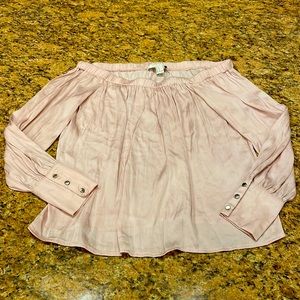 Forever 21 off the shoulder blouse in blush